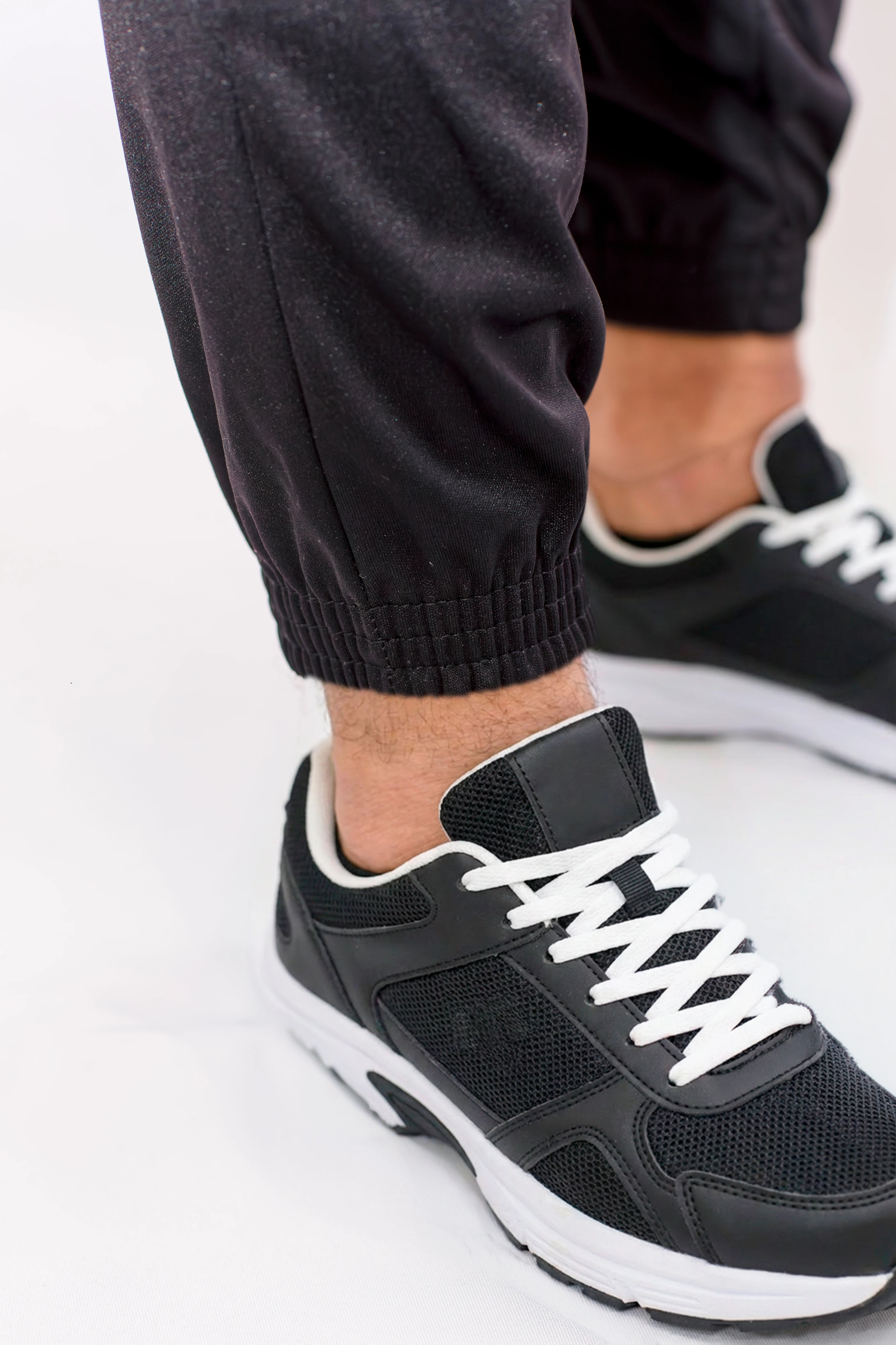 Calça Moletinho Felpado Jogger com Punho | Elástico Largo Confortável | Preto e Marinho |
