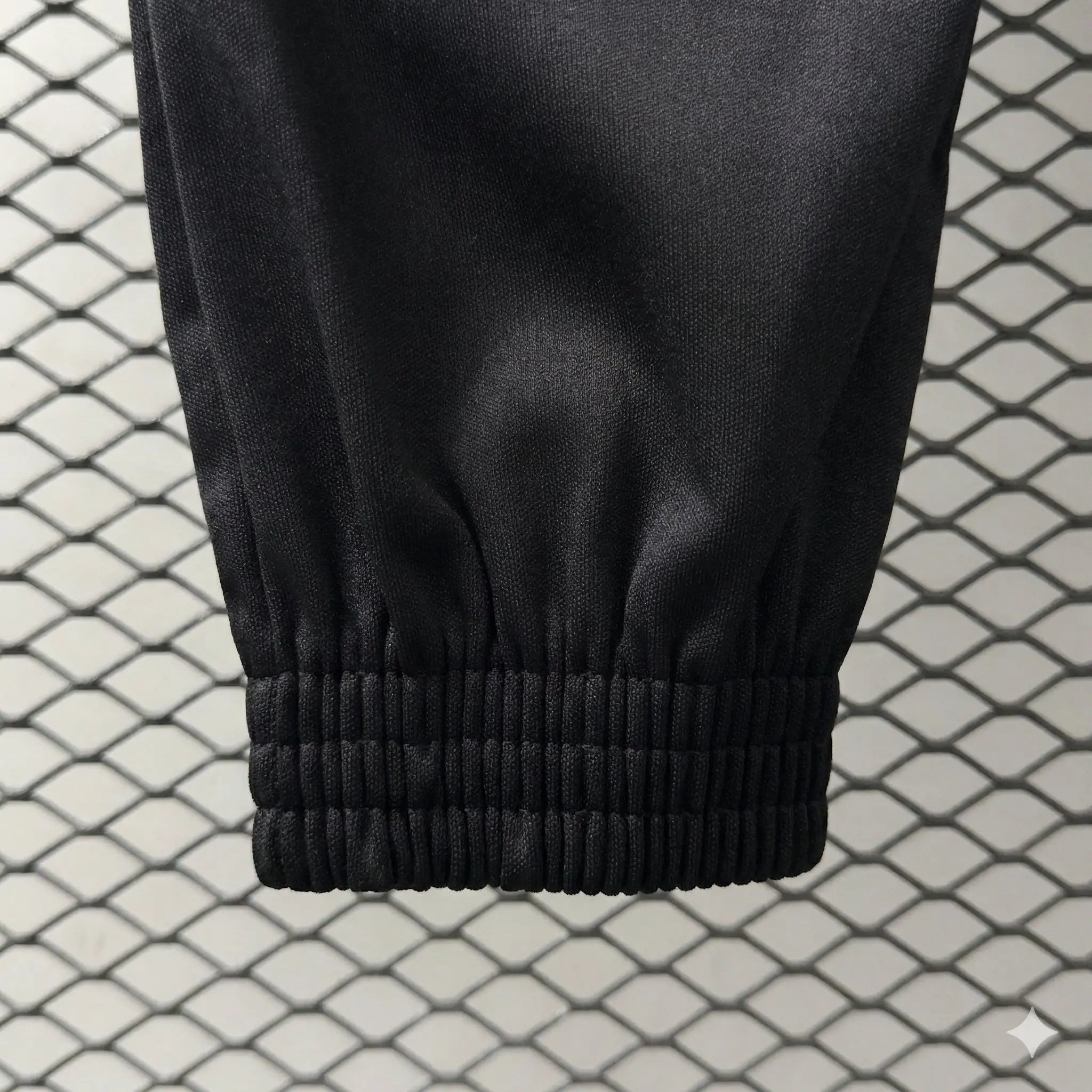 Calça Moletinho Felpado Jogger com Punho | Elástico Largo Confortável | Preto e Marinho |